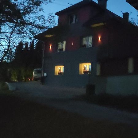 Chata u kolára Malatina Exterior foto